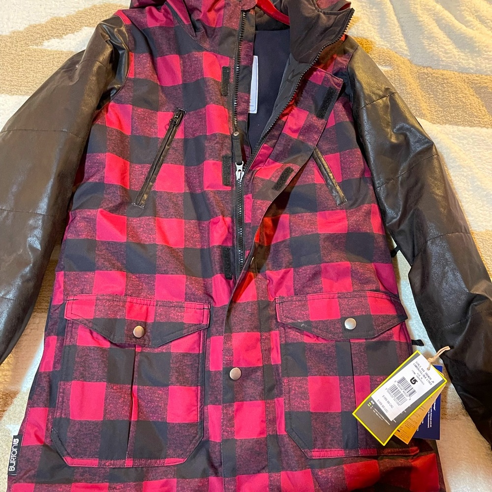 New burton snow jacket